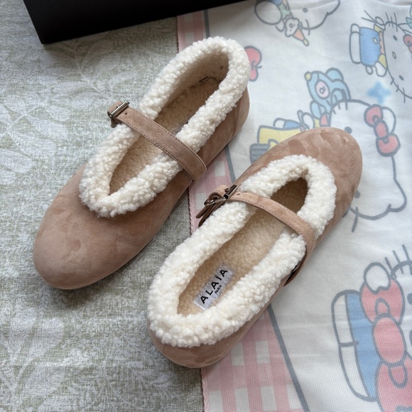 Alaïa Lambswool Mary Jane Flats - Picture 5 of 8